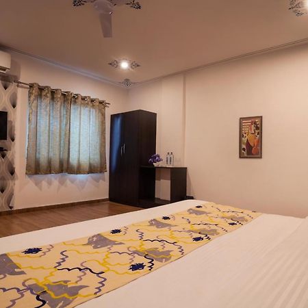 Tripli Hotels Arunoday Palace ウダイプル エクステリア 写真