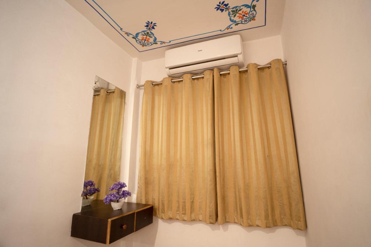 Tripli Hotels Arunoday Palace ウダイプル エクステリア 写真
