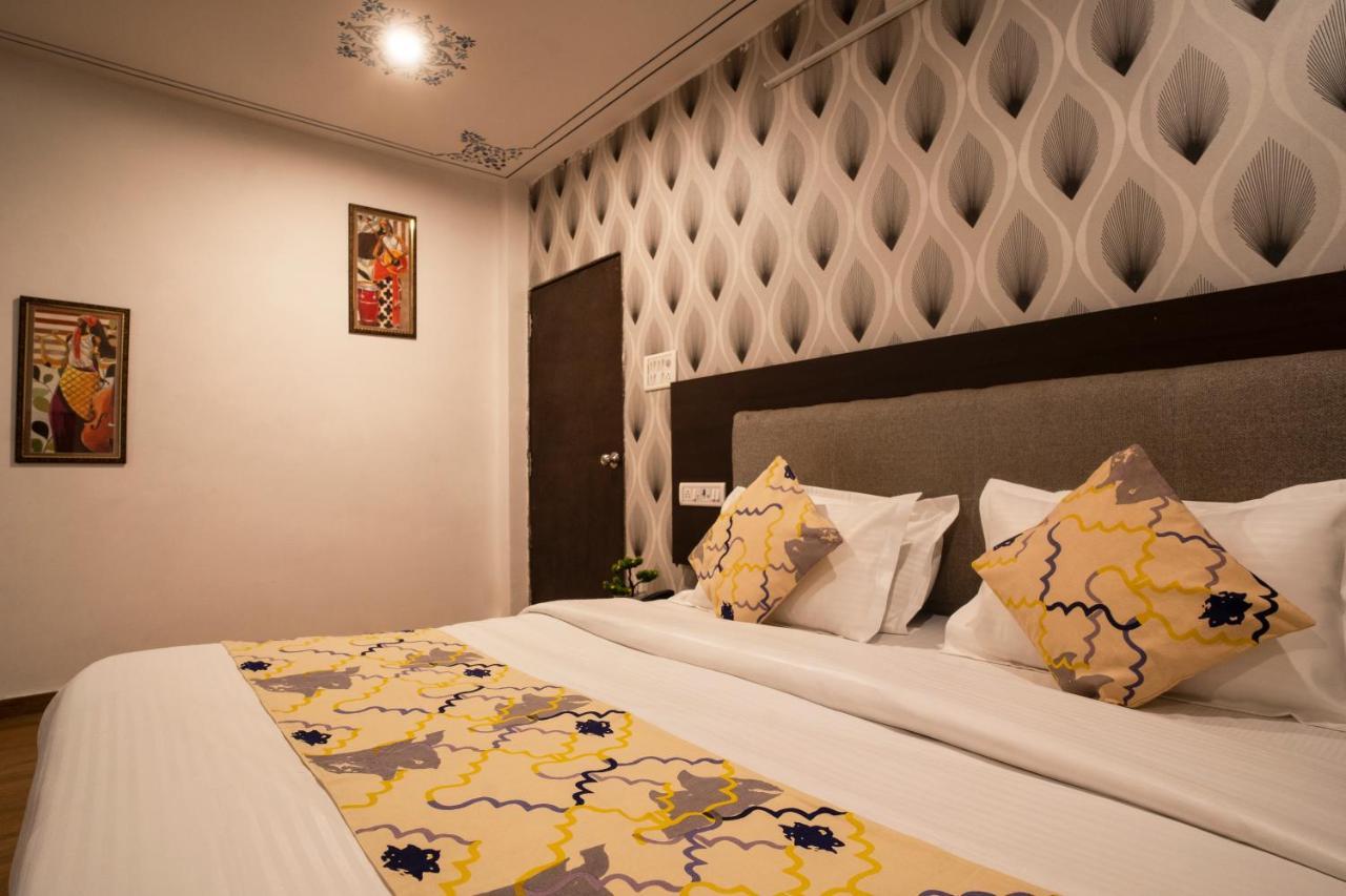 Tripli Hotels Arunoday Palace ウダイプル エクステリア 写真