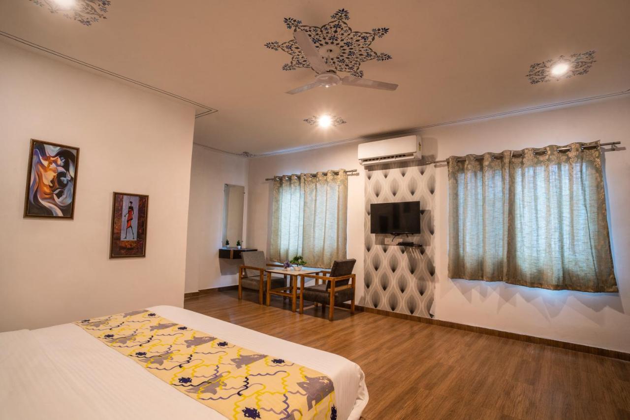 Tripli Hotels Arunoday Palace ウダイプル エクステリア 写真