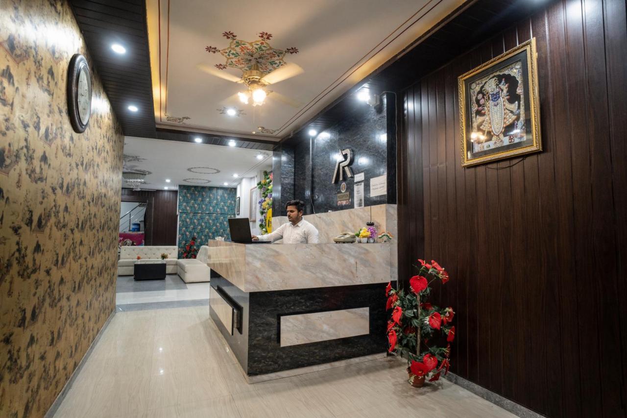 Tripli Hotels Arunoday Palace ウダイプル エクステリア 写真